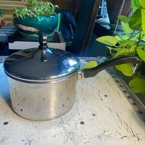 Farberware 2 Qt Stainless Steel Pan & Lid